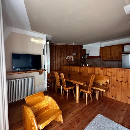 House In The Wood Apartmán